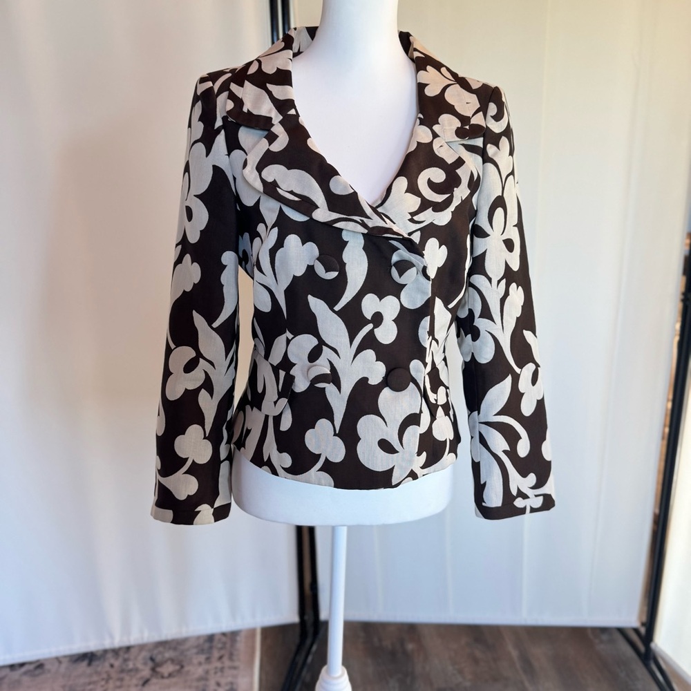 Carolina Herrera brown and white (more of a bone color) classic blazer